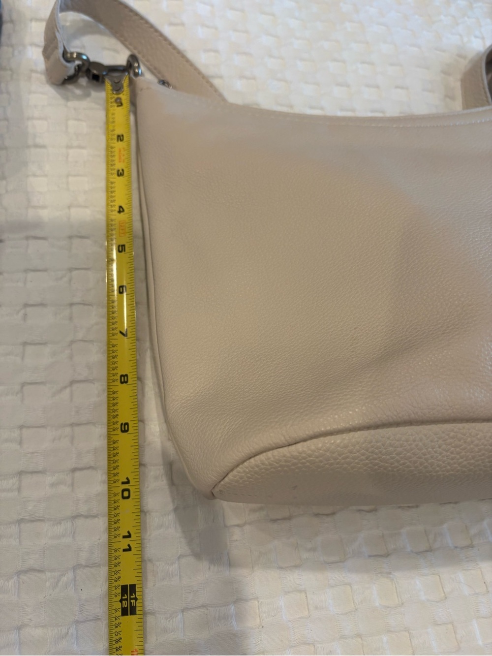 The Sak Pebbled Leather jasmine crossbody bucket bag - Picture 9 of 10